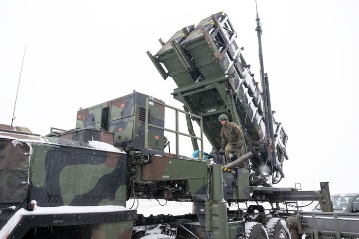 Sistem pertahanan udara Patriot yang dikirim Amerika Serikat ke Ukraina